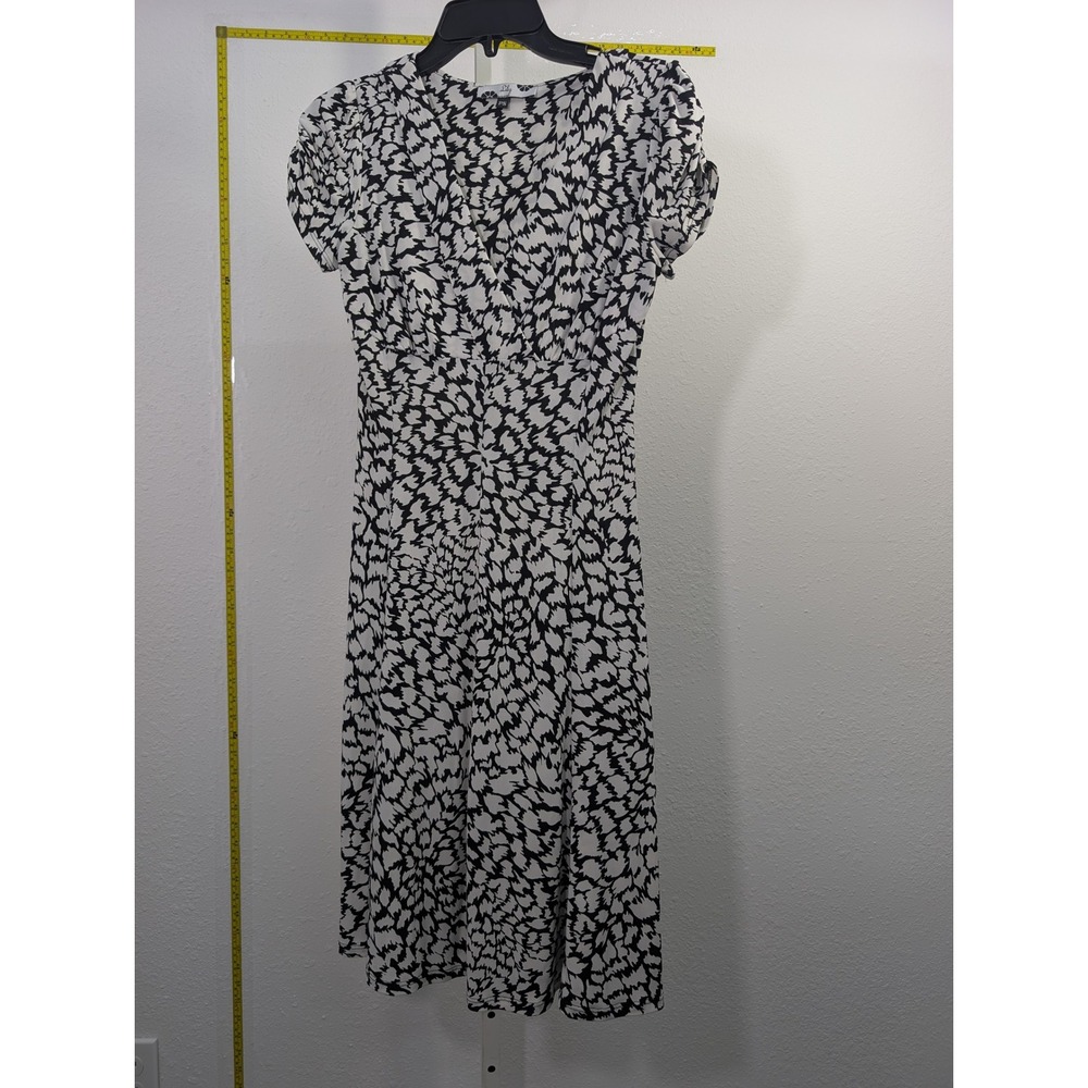 Lily Black White Abstract Print V-Neck Midi Dress Short Puff Sleeve PS Womens